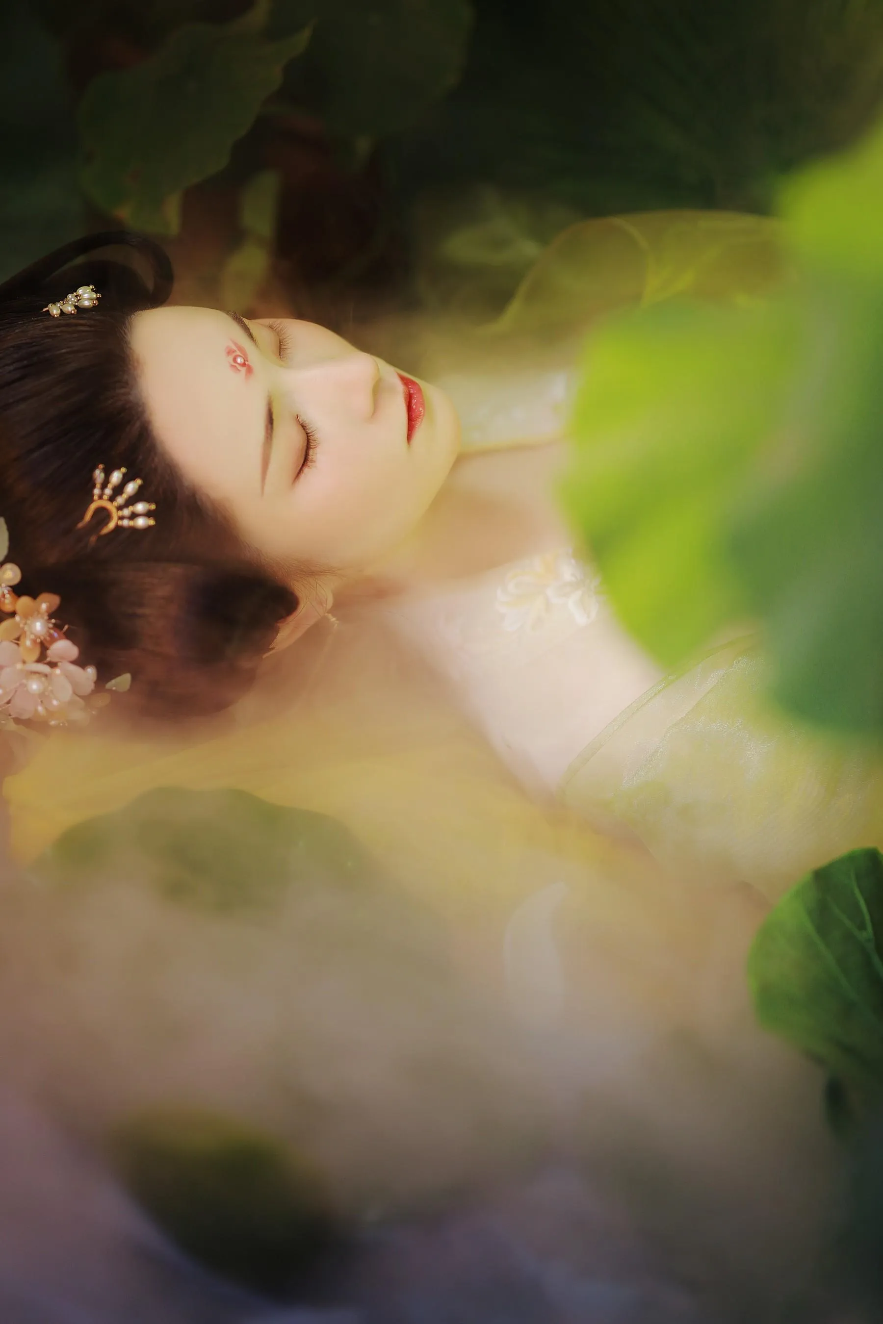 [YITUYU艺图语]2022.09.09 云想衣裳花想容 也清秋 [32P]插图7